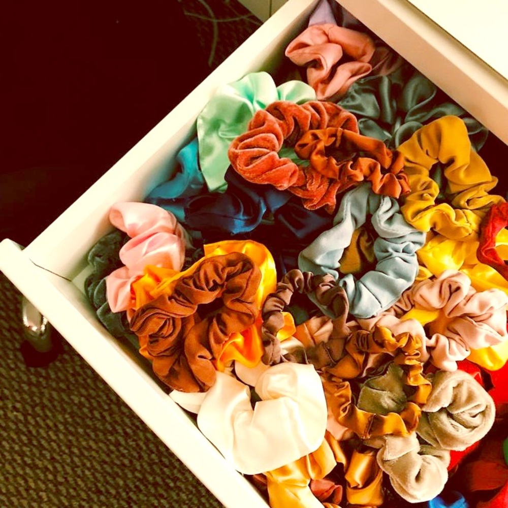 Mystery scrunchies - Picture 2 of 5